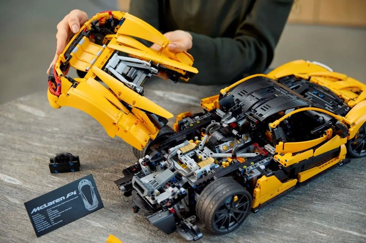 Technic P1 - 42172, 3893-pcs, Ages 18+
