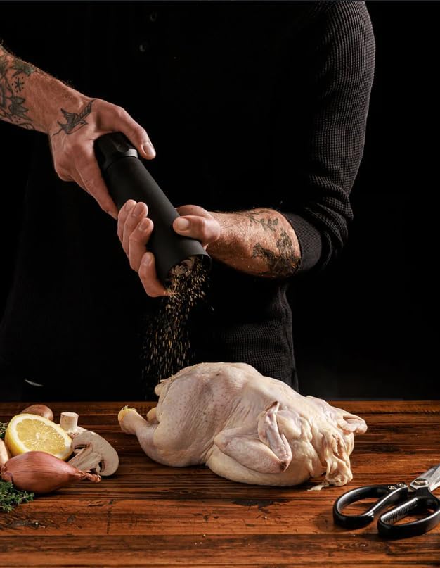 Pepper Gun - A professional-grade high-intensity and high-output pepper grinder, it is an excellent gift choice...