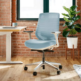 Ergonomic office chair - A versatile office chair with adjustable lumbar support, breathable mesh backrest, and stable wheels - Experience the best comfort and support - Sapphire color