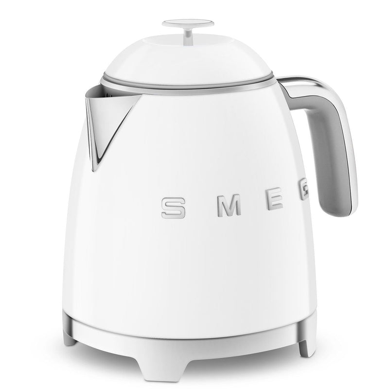 50's 1400W Retro Style Electric Mini Countertop Kettle with Cordless Base, White, 0.8-L W2698