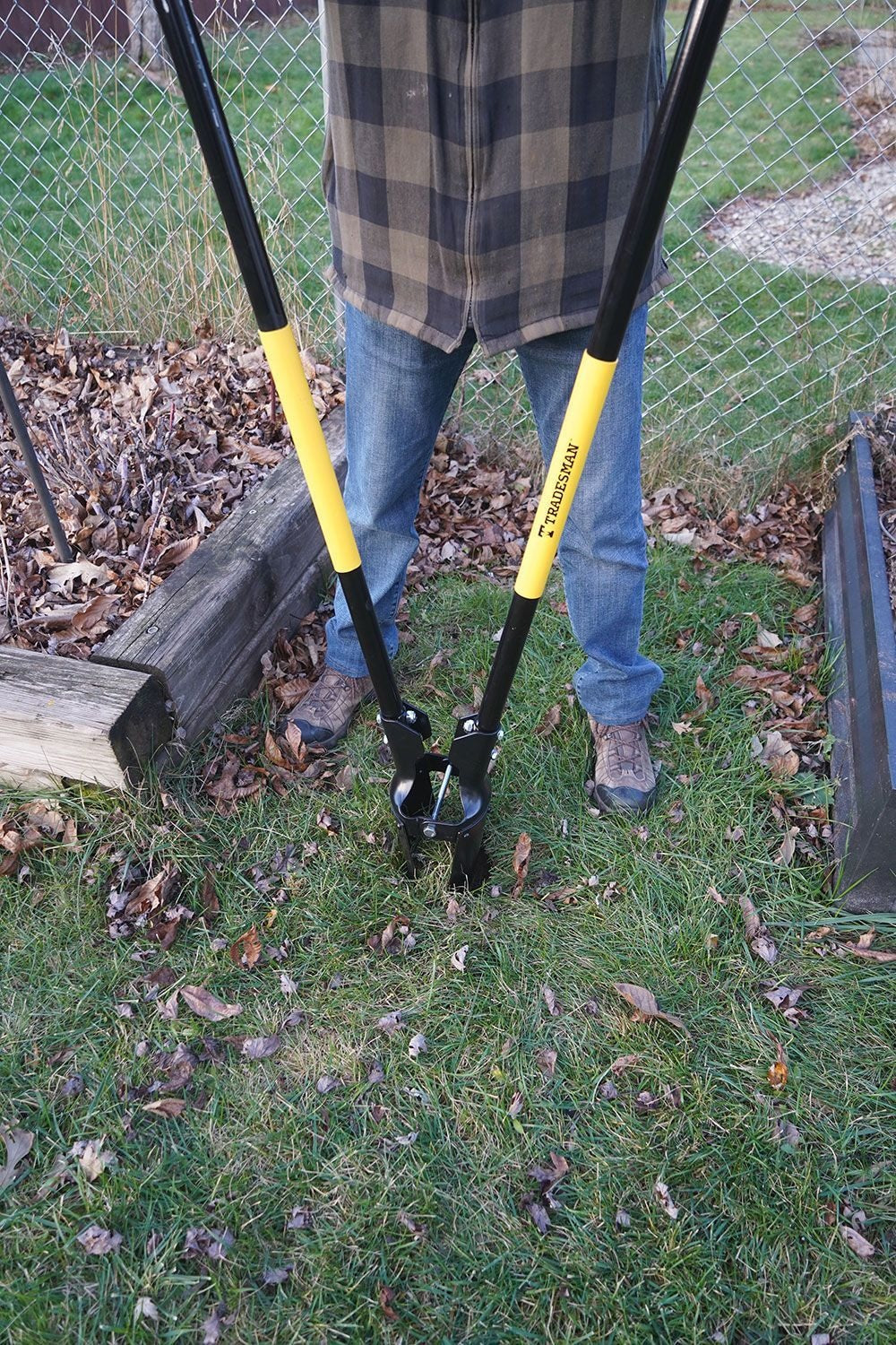 Tradesman Steel Post Hole Digger